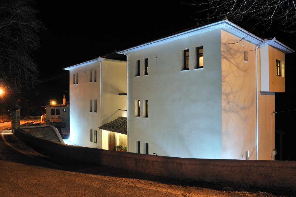 Guesthouse Kapaniaris Zagorá Ngoại thất bức ảnh